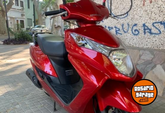 Motos - Honda Elite 2017 Nafta 28500Km - En Venta