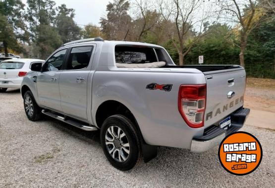 Camionetas - Ford RANGER LIMITED 4X4 AT 2021 Diesel 80000Km - En Venta