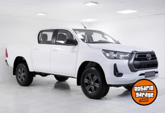 Camionetas - Toyota HILUX SR AT 0KM 2024 Diesel 0Km - En Venta