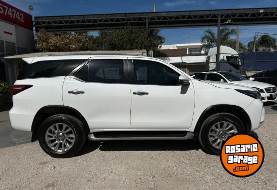 Camionetas - Toyota Sw4    SRX 2021 Diesel 108000Km - En Venta