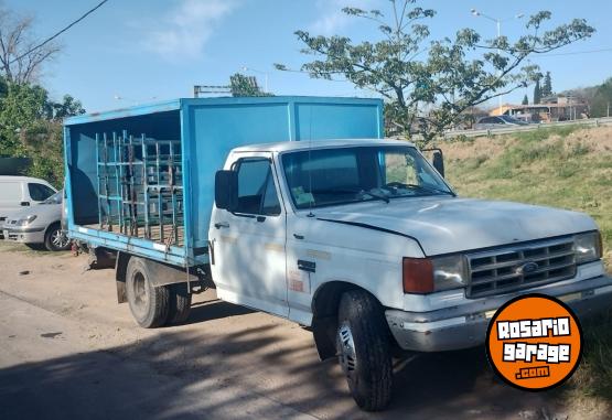 Camiones y Gras - Ford 4000 - En Venta