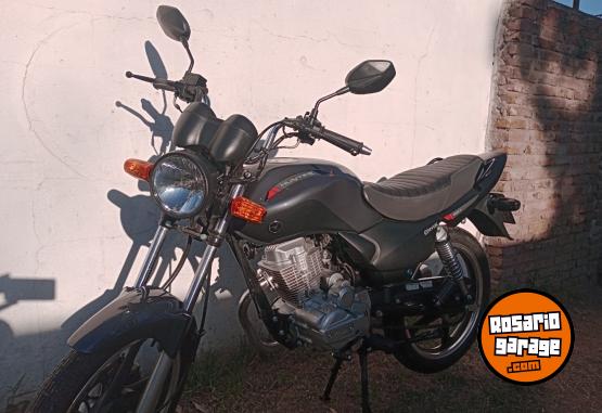 Motos - Corven Hunter 2023 Nafta 1115Km - En Venta