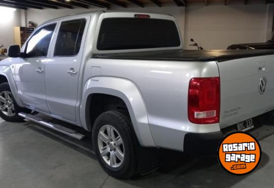 Camionetas - Volkswagen AMAROK 2015 Diesel 101000Km - En Venta