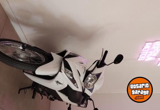 Motos - Honda Wave 2024 Nafta 15Km - En Venta