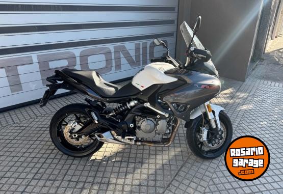 Motos - Benelli TNT 600 GT 2018 Nafta 23581Km - En Venta