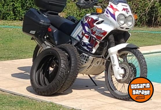 Motos - Honda frica Twin 1999 Nafta 56323Km - En Venta