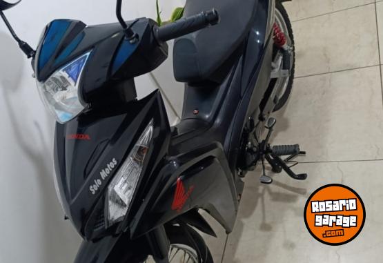 Motos - Honda New wave 2017 Nafta 14000Km - En Venta