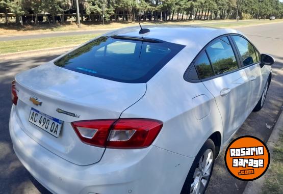 Autos - Chevrolet Cruze 1.4 Lt sedan 2018 Nafta 90000Km - En Venta