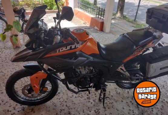 Motos - Corven TOURING 250 2018 Nafta 40000Km - En Venta