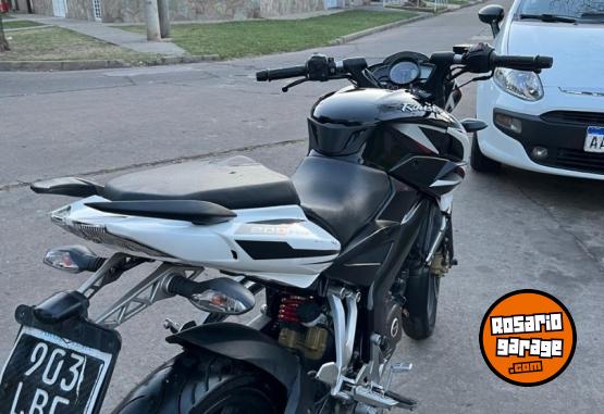 Motos - Bajaj Ns200 2015 Nafta 32500Km - En Venta