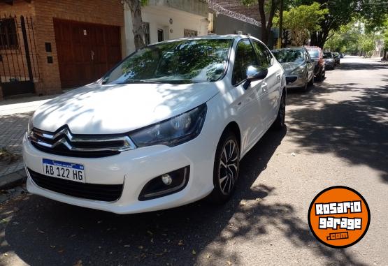 Autos - Citroen C4 lounge Vento Cruze 2017 Nafta 113000Km - En Venta