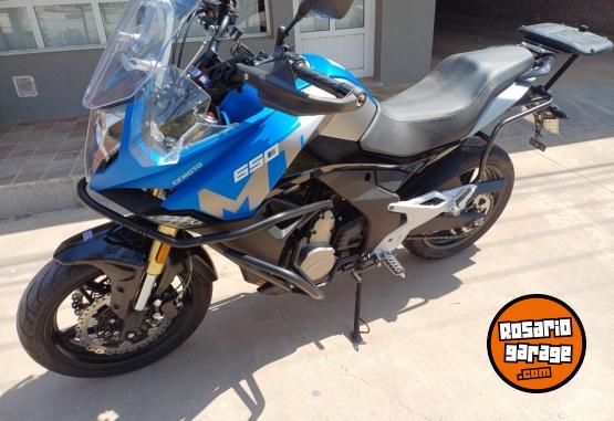 Motos - CF 650 mt 2023 Nafta 6800Km - En Venta