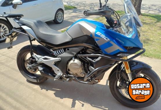 Motos - CF 650 mt 2023 Nafta 6800Km - En Venta