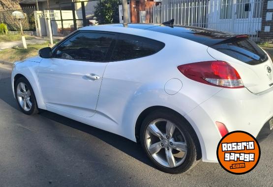 Autos - Hyundai Veloster 2014 Nafta 98000Km - En Venta