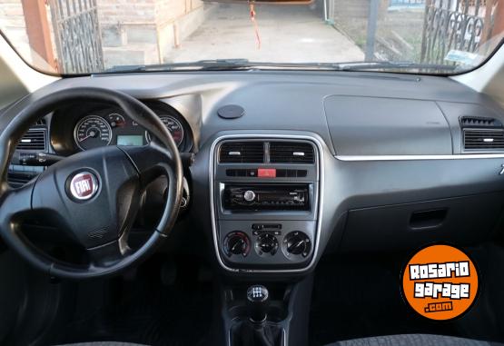 Autos - Fiat Punto 2012 GNC 165000Km - En Venta