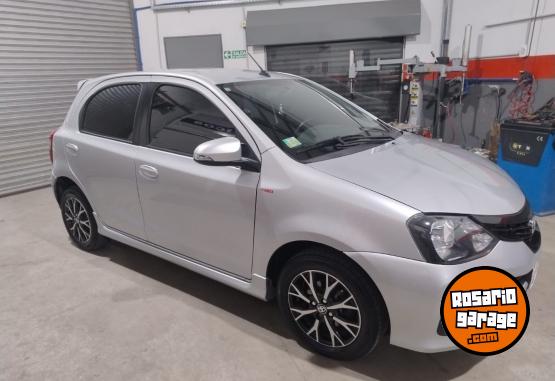 Autos - Toyota Etios xls 2020 Nafta 67000Km - En Venta