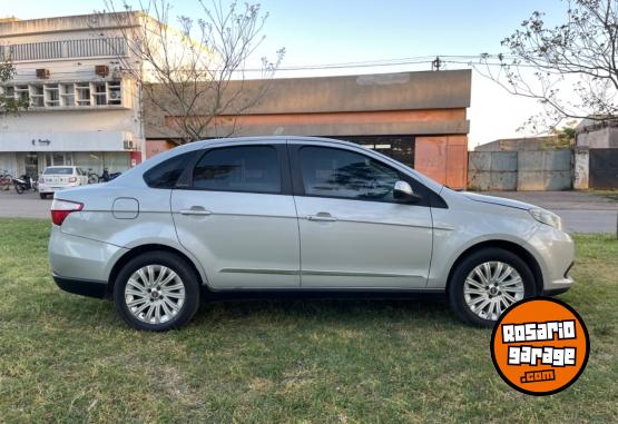 Autos - Fiat Gran siena 2014 GNC 195000Km - En Venta