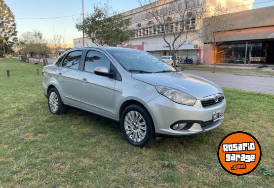 Autos - Fiat Gran siena 2014 GNC 195000Km - En Venta