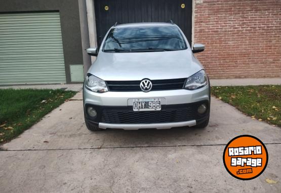 Autos - Volkswagen Suran Cross 2014 GNC 178000Km - En Venta