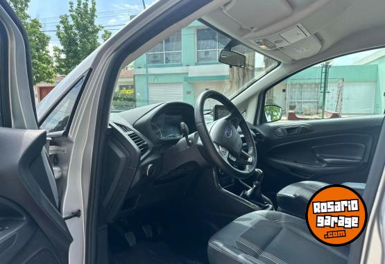 Camionetas - Ford ECOSPORT M/T FREESTYLE 2018 Nafta 77000Km - En Venta