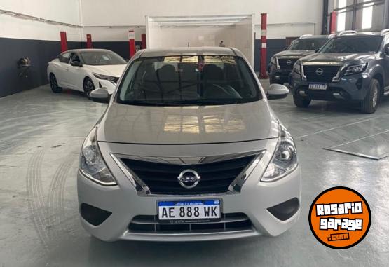 Autos - Nissan Versa 2021 Nafta 48000Km - En Venta