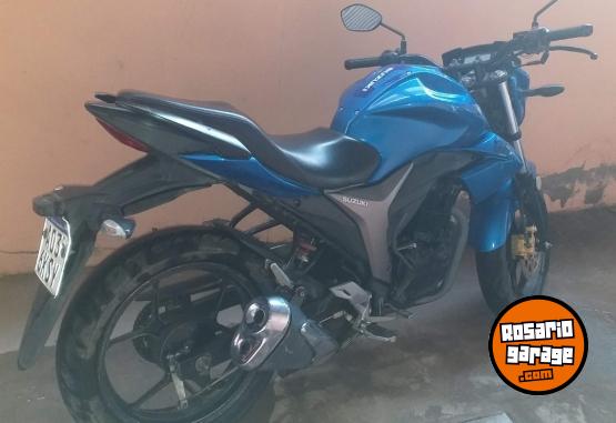 Motos - Suzuki GIXXER 150 2017 Nafta 38000Km - En Venta