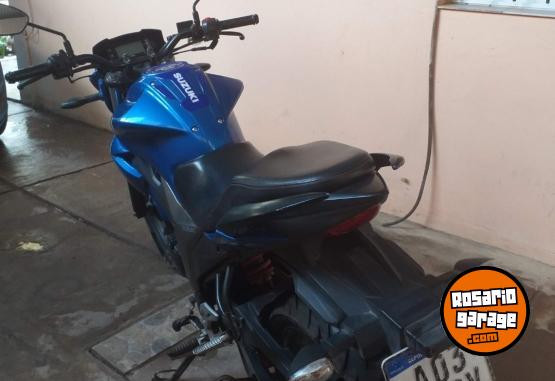 Motos - Suzuki GIXXER 150 2017 Nafta 38000Km - En Venta