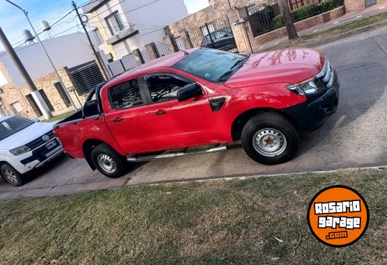 Camionetas - Ford Ranger 2015 Nafta 80000Km - En Venta