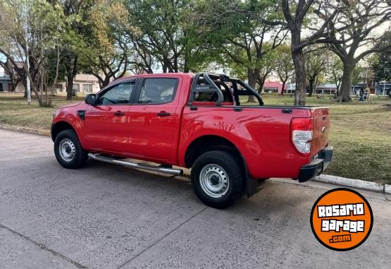 Camionetas - Ford Ranger 2015 Nafta 80000Km - En Venta