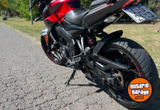 Motos - Bajaj . 2019 Nafta 39000Km - En Venta