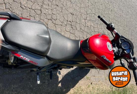 Motos - Bajaj . 2019 Nafta 39000Km - En Venta