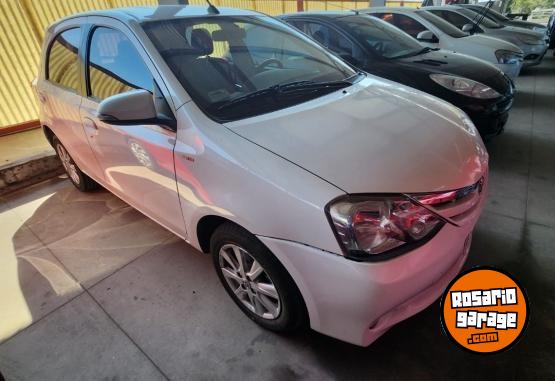 Autos - Toyota Etios 2016 Nafta  - En Venta