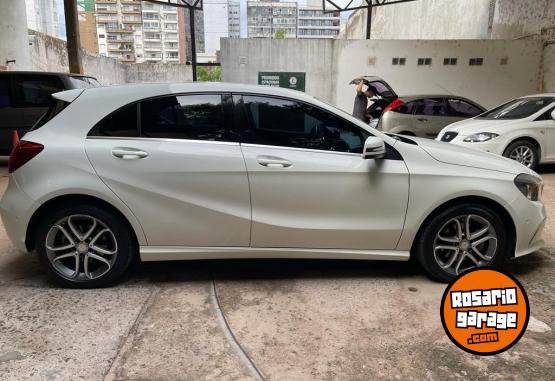 Autos - Mercedes Benz A200 2017 Nafta 83000Km - En Venta