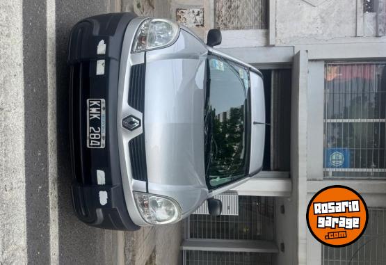 Utilitarios - Renault Kangoo 2012 GNC 145000Km - En Venta