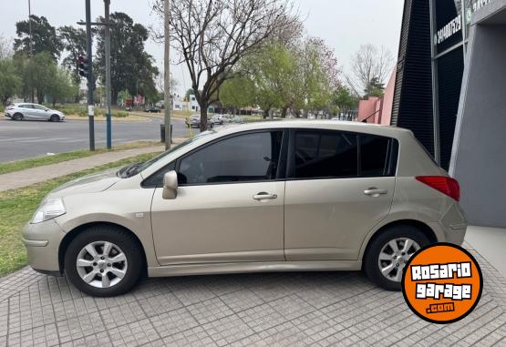 Autos - Nissan TIIDA ACENTA 1.8 5P 2010 Nafta 175000Km - En Venta