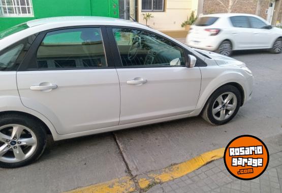 Autos - Ford FOCUS EXE TREND 1.6 N 16 2011 Nafta 92000Km - En Venta