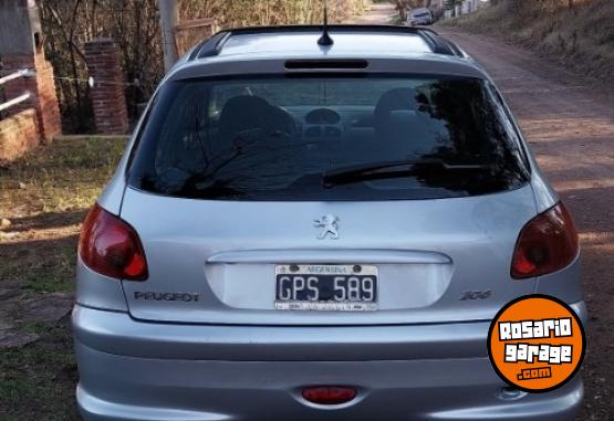 Autos - Peugeot 206 2008 Nafta 200000Km - En Venta