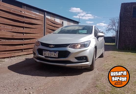 Autos - Chevrolet Cruze 2019 Nafta 98000Km - En Venta