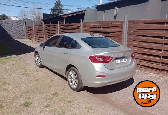 Autos - Chevrolet Cruze 2019 Nafta 98000Km - En Venta