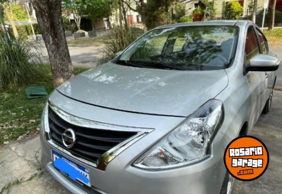 Autos - Nissan VERSA V-DRIVE PLUS AT 2021 Nafta 49000Km - En Venta