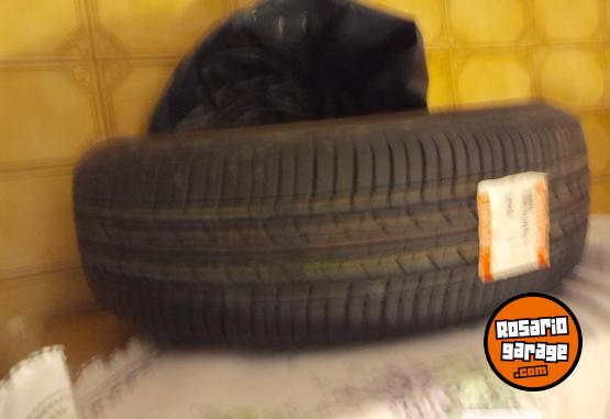 Accesorios para Autos - Cubierta Bridgestore Tubeless 195/ 60r /16 - En Venta