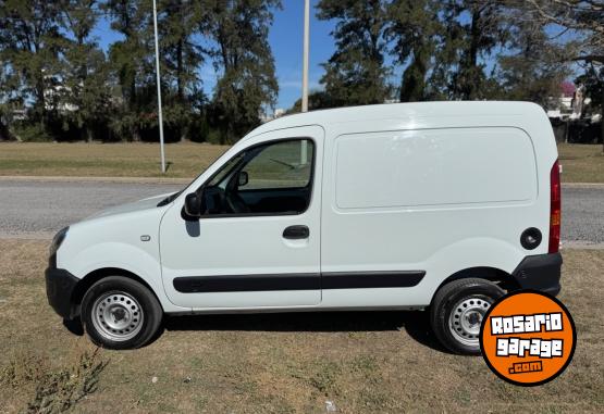 Utilitarios - Renault Kangoo 2017 Nafta 64000Km - En Venta