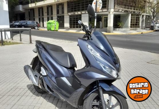 Motos - Honda PCX 2020 Nafta 22000Km - En Venta