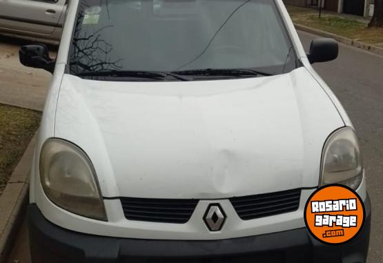 Utilitarios - Renault Kangoo 2011 GNC 273000Km - En Venta