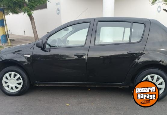 Autos - Renault Sandero 2010 GNC 300000Km - En Venta