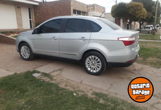 Autos - Fiat Grand siena 2014 Nafta 113000Km - En Venta