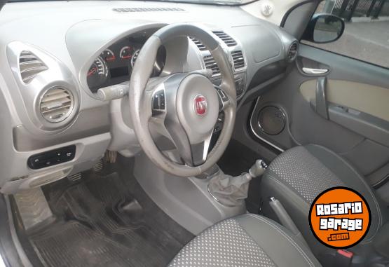 Autos - Fiat Grand siena 2014 Nafta 113000Km - En Venta