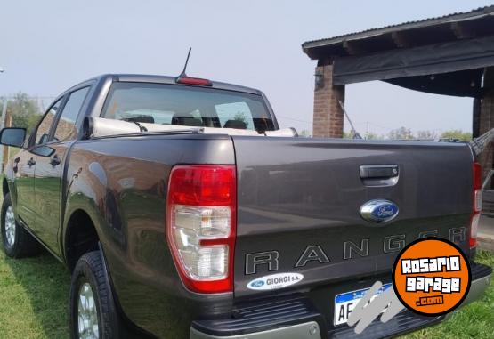 Camionetas - Ford Ranger 4x2 xls 2021 Diesel 42300Km - En Venta