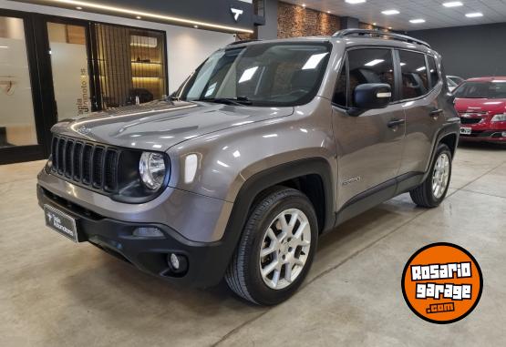 Camionetas - Jeep RENEGADE SPORT AT 1.8L 2019 Nafta 76000Km - En Venta