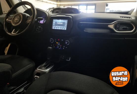 Camionetas - Jeep RENEGADE SPORT AT 1.8L 2019 Nafta 76000Km - En Venta